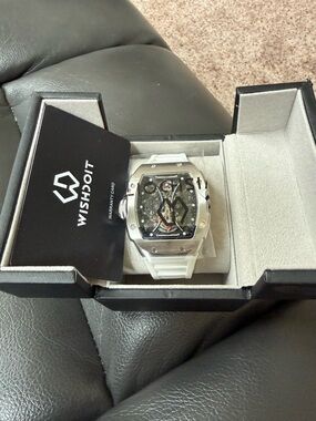 WISHDOIT Automatic Skeleton Watch in White